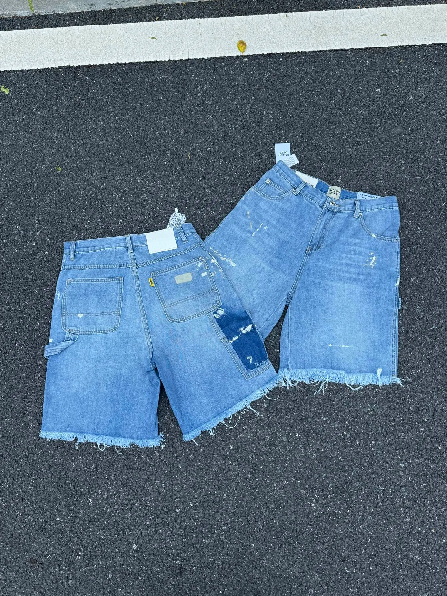 P200💰GD098 GALLERY DEPT splashing ink and paint destroying the edges, retro washed and distressed high street logging workwear denim shorts Workmanship: original accessories Customized original Logo buttons YKK zippers 6 complete labels Original hang tag Color: blue Size: S-XXL (28 30 32 34 36)